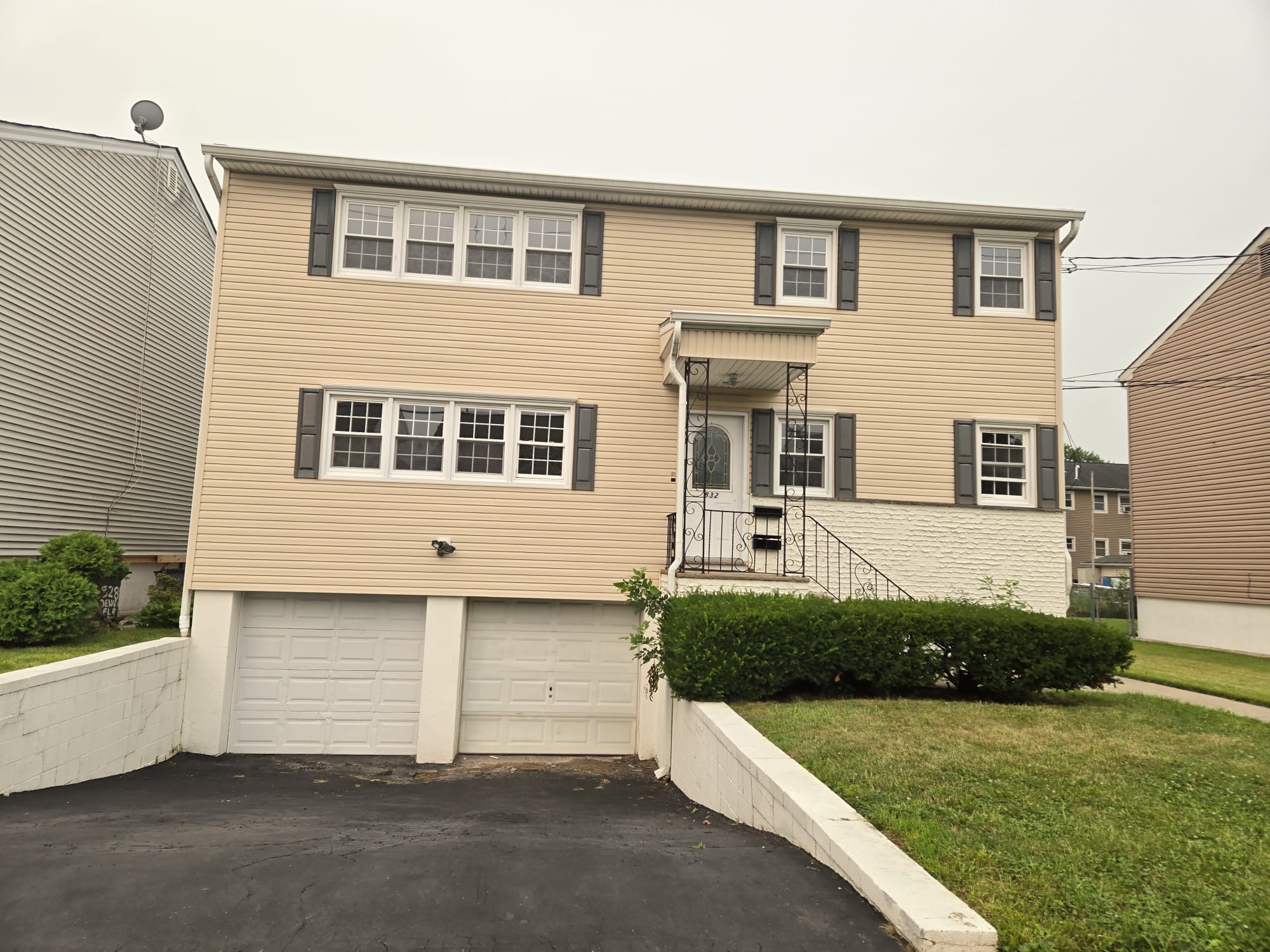 832 Dewey St, Union Twp., NJ 07083-6825