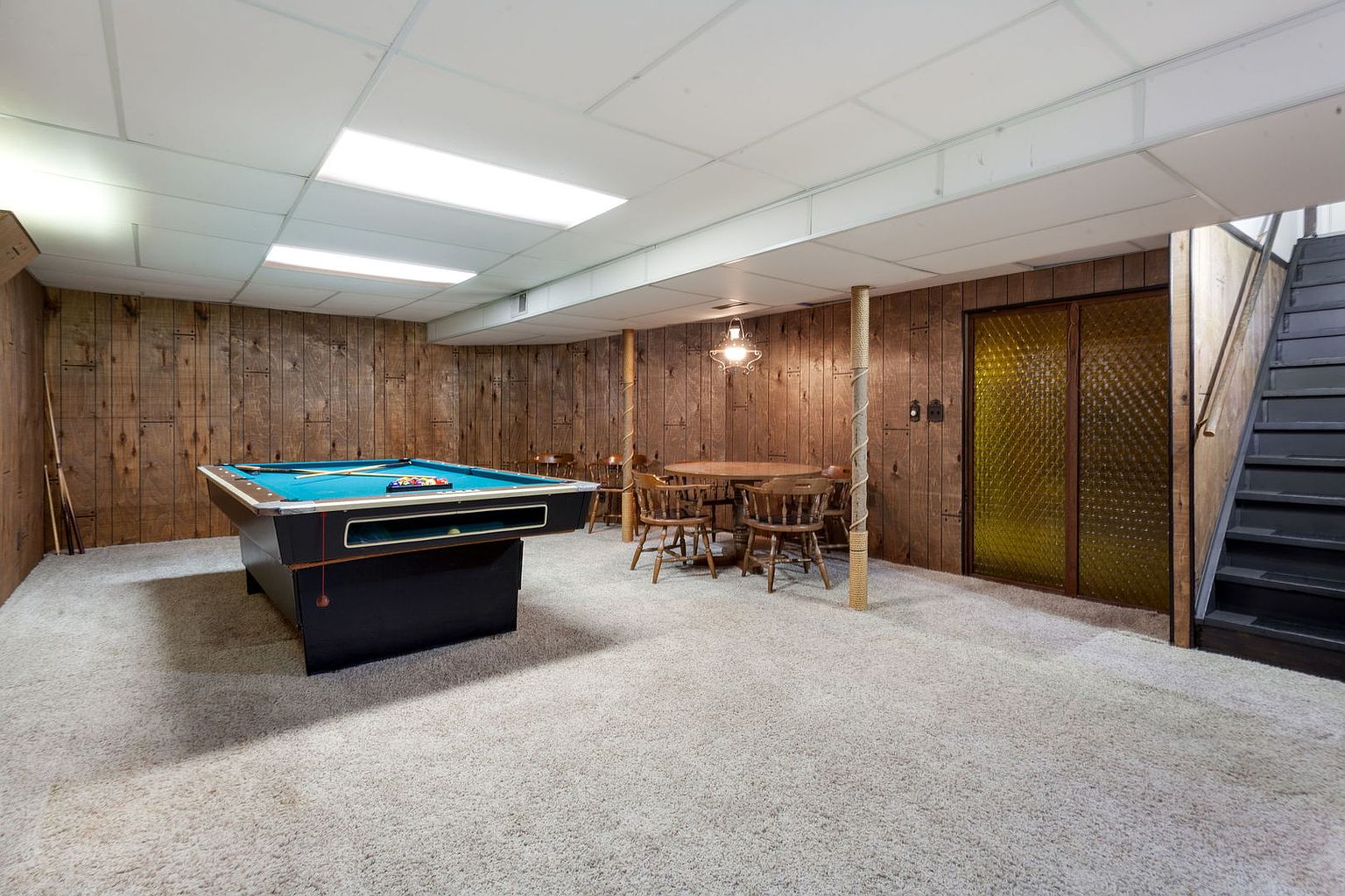 4776 Rainbow Rdg, Rockford, IL 61109