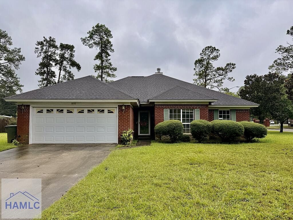 801 Hopeton Ct, Hinesville, GA 31313