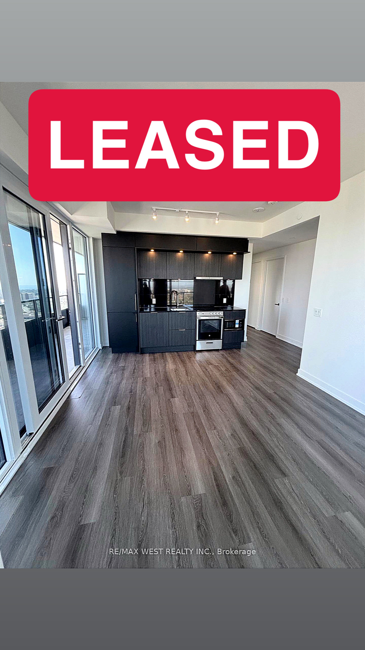 448 Burnhamthorpe Road 3305, Mississauga, ON L5B 0R4
