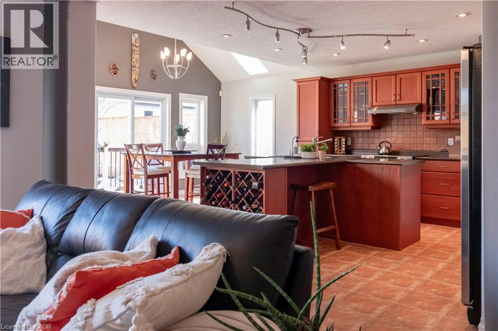 622 DOON SOUTH Drive Kitchener