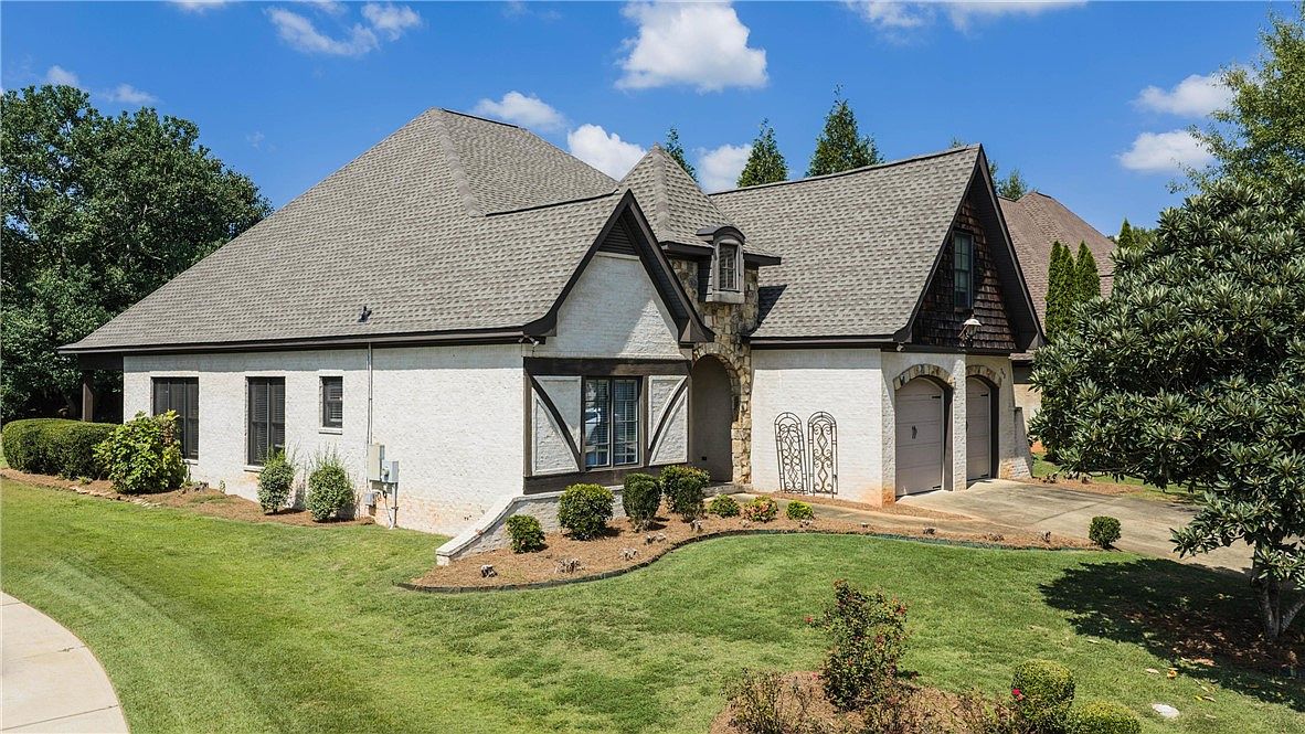 748 Karlee Ct, Auburn, AL 36830
