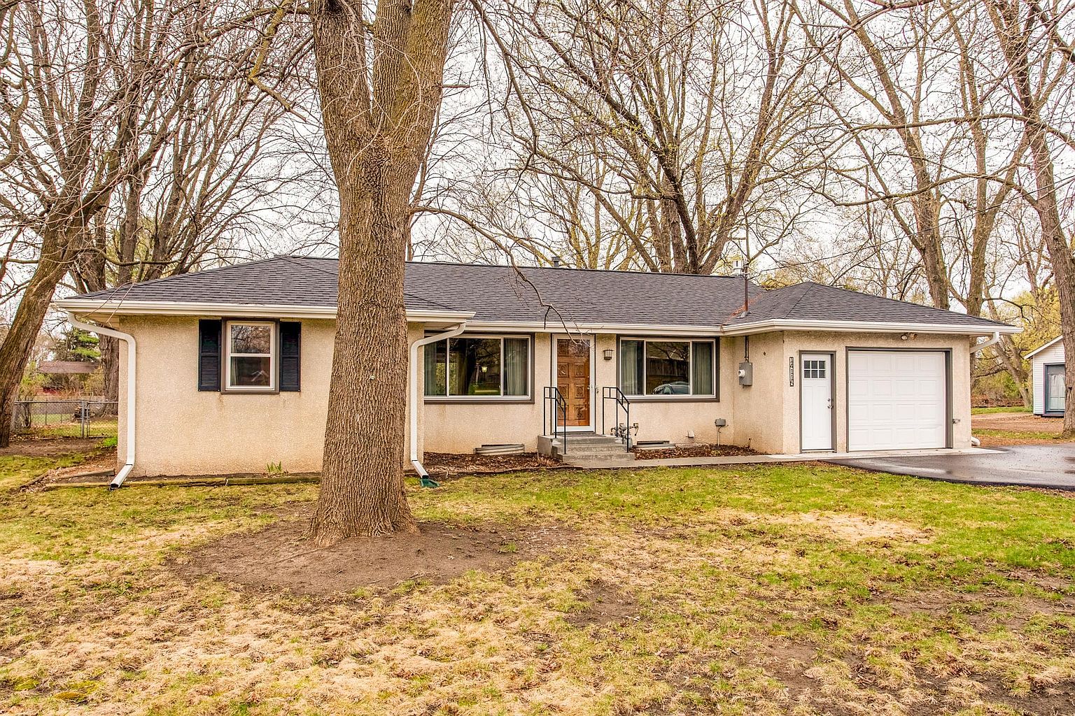 14115 Rockford Rd Plymouth