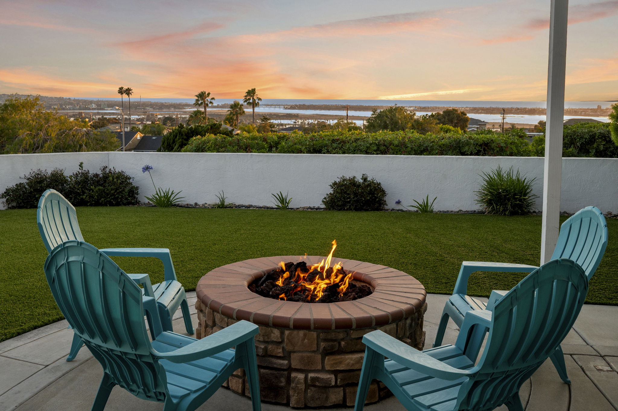 2704-6 Deerpark, San Diego, CA 92110