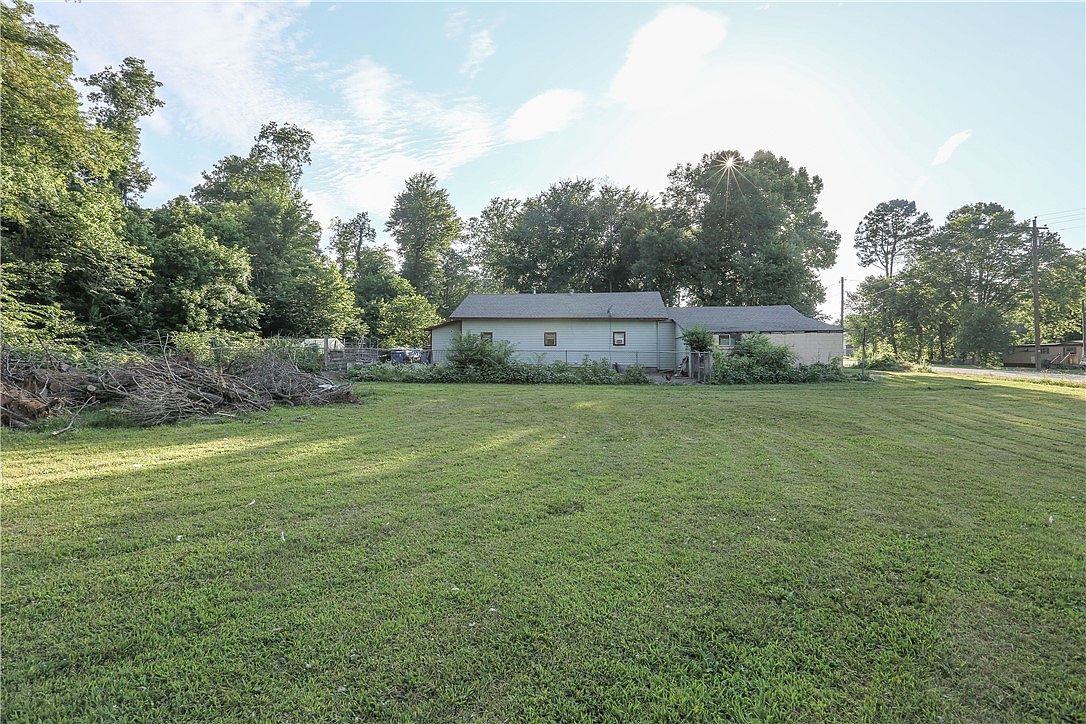 11187 W Highway 264, Bentonville, AR 72712